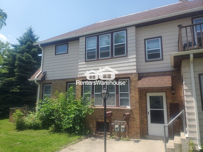 Building Photo - 502 W Oakland Ave