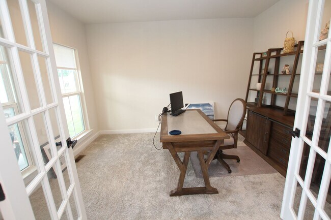 Foto del edificio - Spring Breeze Beauty! What a house!!!!!