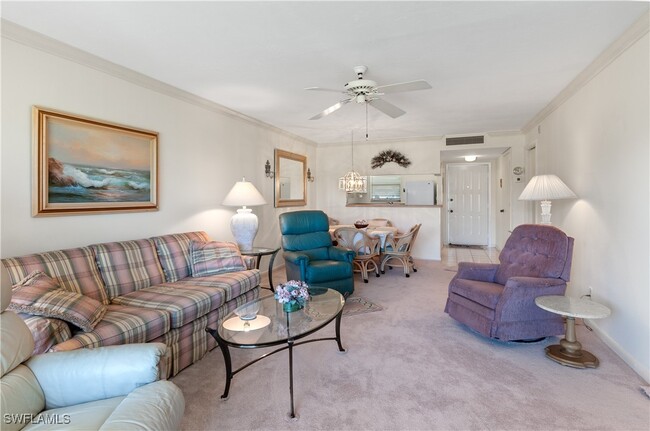 Foto del edificio - 41 High Point Cir S