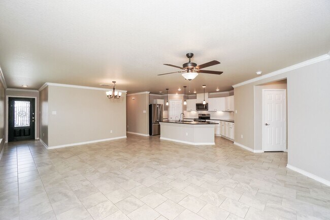 Building Photo - 7944 Broussard