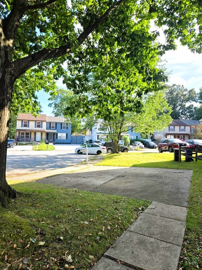 Building Photo - 7808 Butterfield Dr