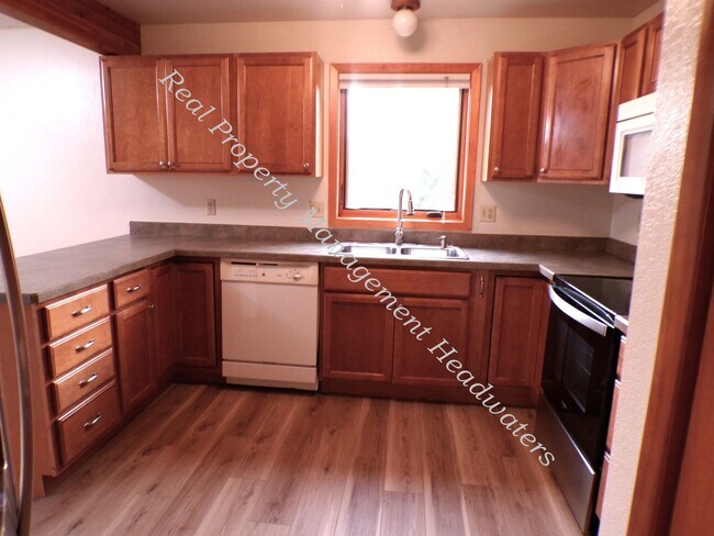 Foto del edificio - 2 Bed 2 Bath Condo For Rent