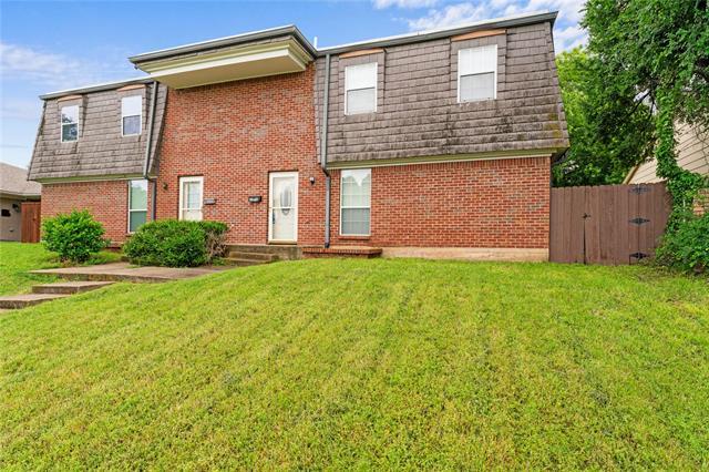 Foto principal - 2810 Golfing Green Dr