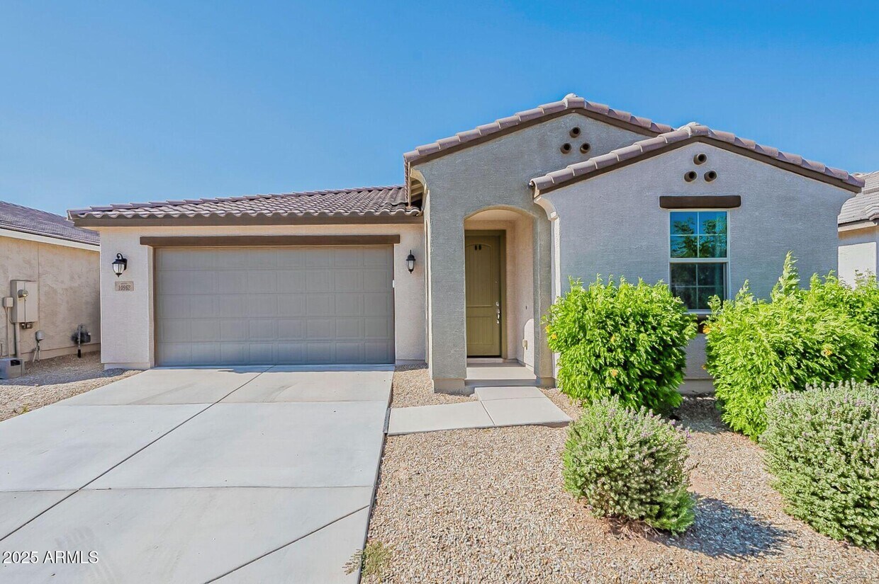 Foto principal - 10962 W Taylor St