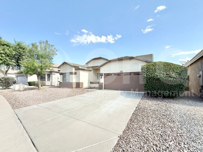 Building Photo - 13018 W Pershing Ave