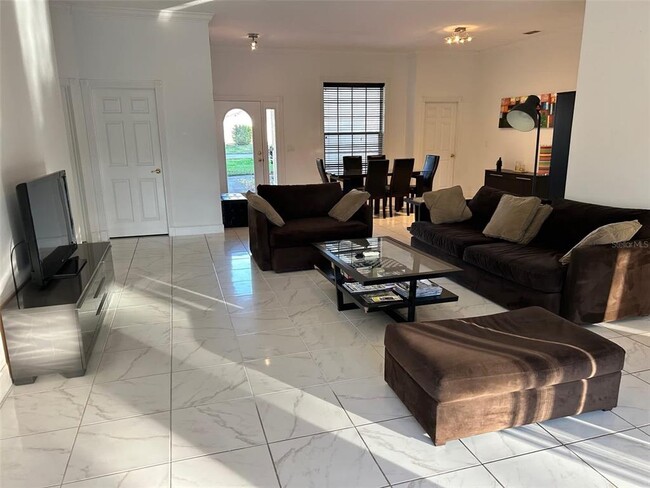 Foto del edificio - 12447 Lake Denise Blvd