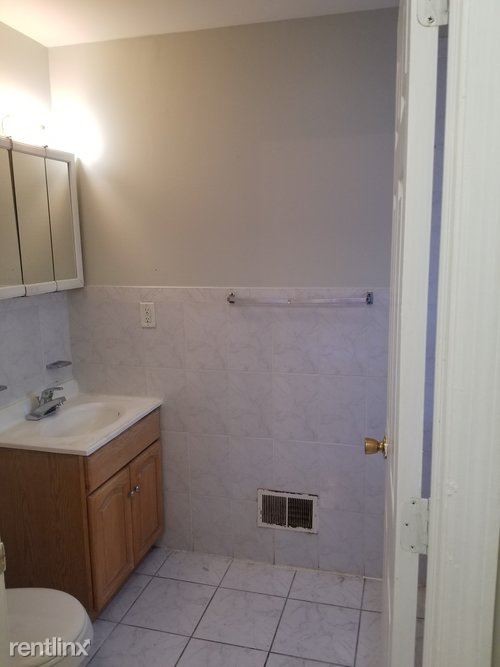 Building Photo - 2 br, 2 bath  - 289 S 7th St Apt 1