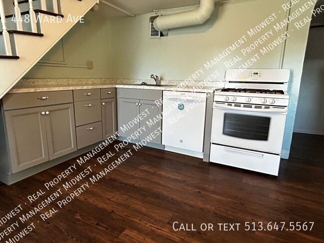 Building Photo - 448 Ward Ave