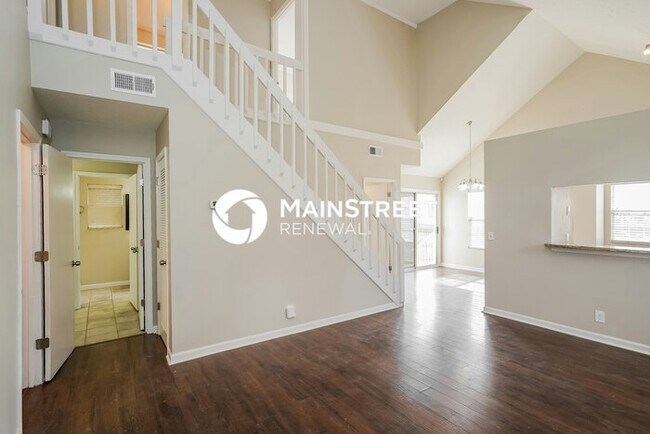 Building Photo - 4 Bedroom Pet-Friendly Home in Madison, TN with Main Street Renewal