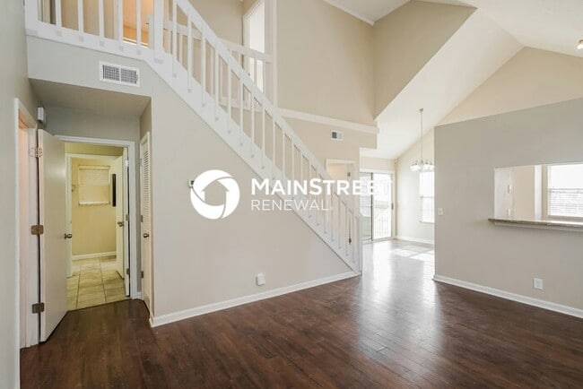 Photo - 4 Bedroom Pet-Friendly Home in Madison, TN with Main Street Renewal