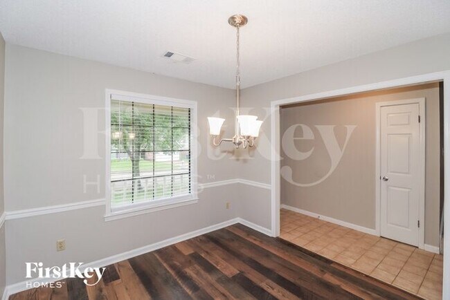 Building Photo - 9166 Valkrie Lane