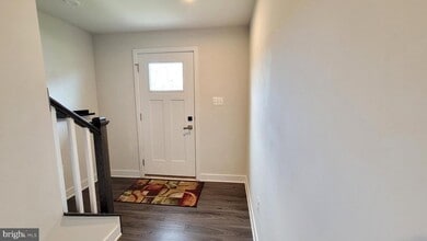 Building Photo - 8663 Shady Pines Dr