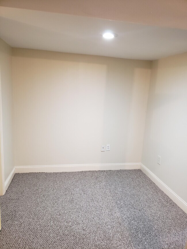 Foto del edificio - 534 Irving St NW