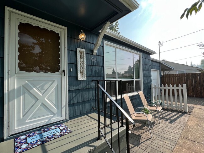 Building Photo - 545be