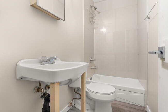 Photo du bâtiment - 824 McIntosh St