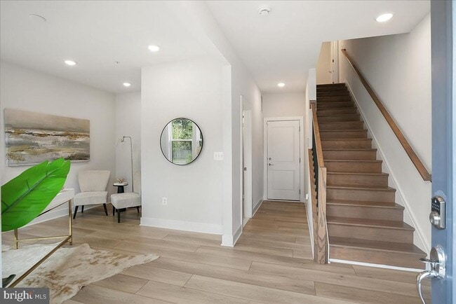 Foto del edificio - 12768 Sunrise Valley Dr