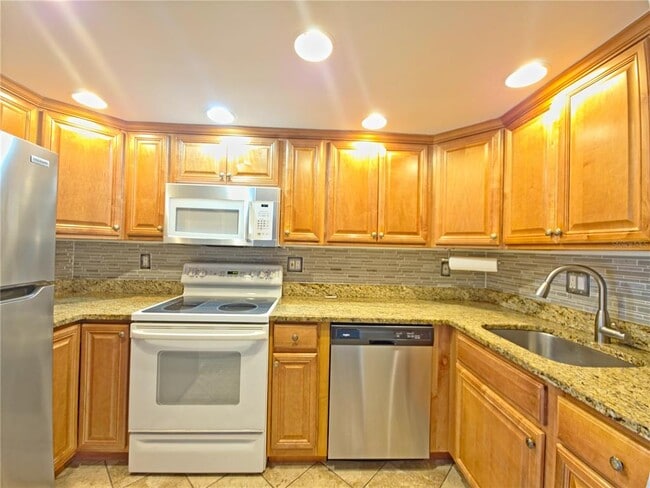 Foto del edificio - 503 Albee Farm Rd