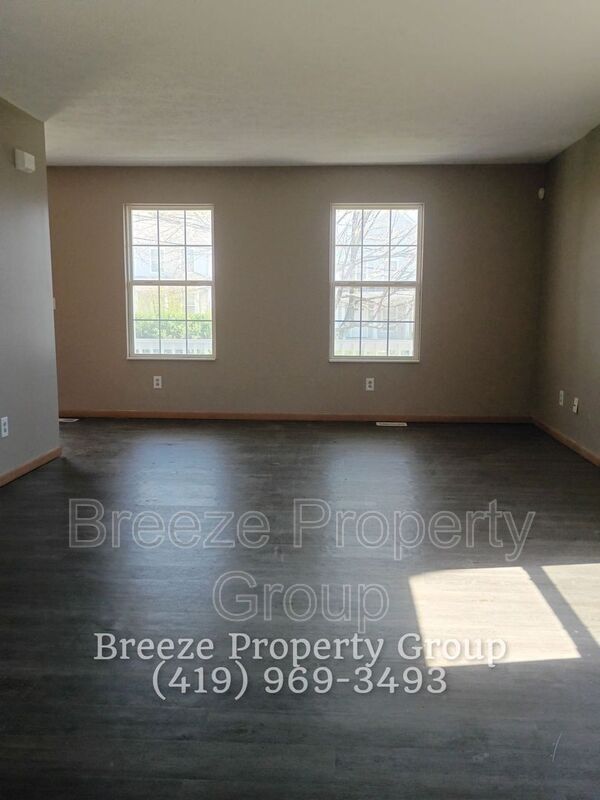 Building Photo - 326 Wirt St