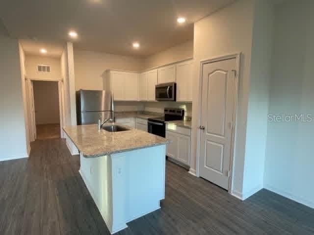 Building Photo - 308 Bass Ct