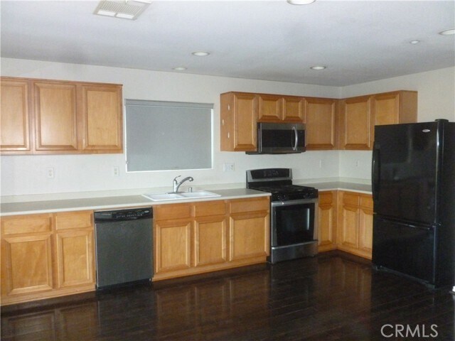 Foto del edificio - 9349 Golden Lantern Rd
