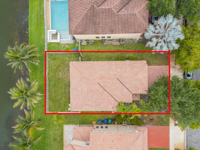 Building Photo - 5149 SW 137th Ave