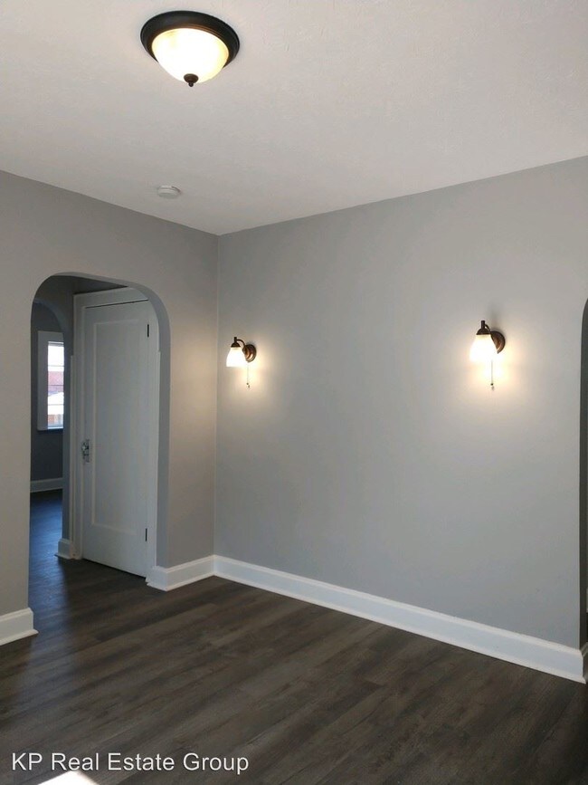 Foto del edificio - 1364-1366 S Champion Ave