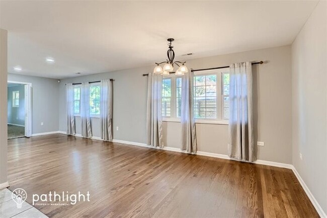 Building Photo - 735 Considine Rd, Geneva, IL, 60134