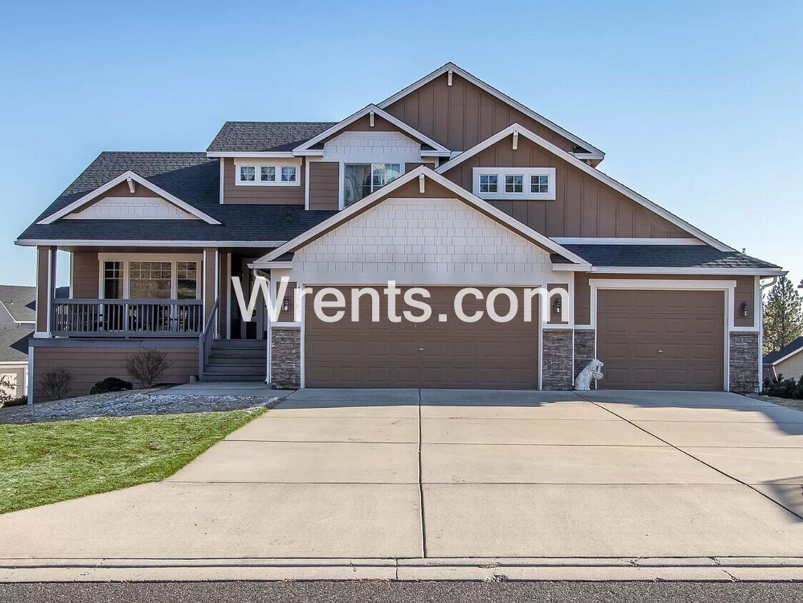 Foto principal - Beautiful Northside Home! Available Mid Ap...