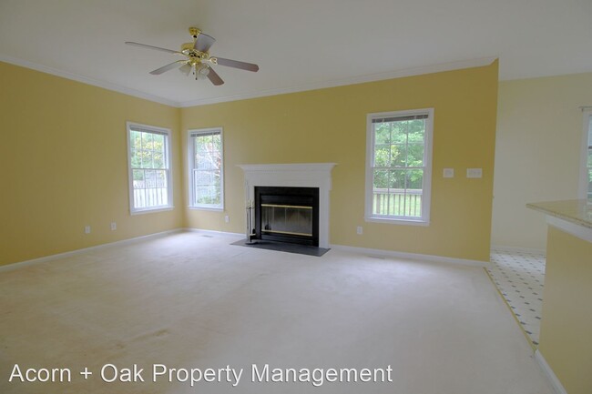 Foto del edificio - 3 br, 2.5 bath House - 112 Spring Garden Dr