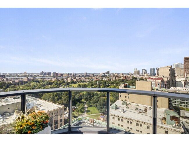 Foto del edificio - 55 Lagrange St