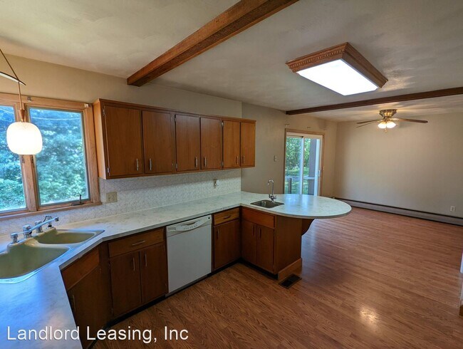 Foto del edificio - 4 br, 2 bath House - 1822 Revere Place