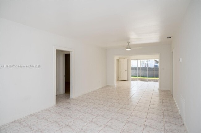 Foto del edificio - 2340 SW 16th St