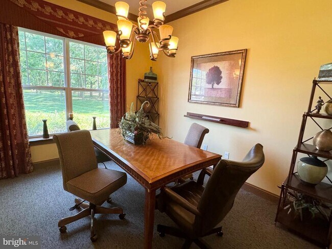 Building Photo - 511 Timberlake Dr