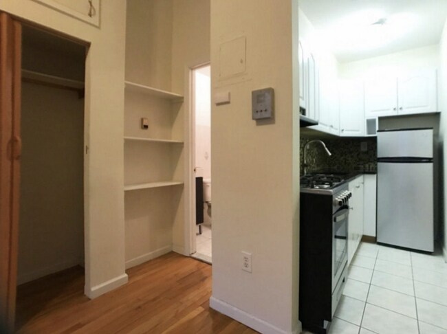 Foto del edificio - 26 East 127th Street