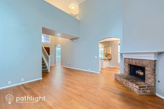 Foto del edificio - 9512 Preston Vineyard Dr