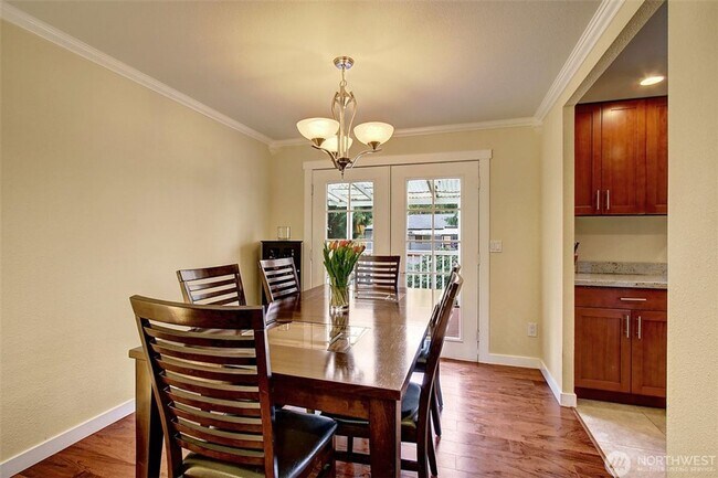 Foto del edificio - Kirkland Single family house SFH 3 bds 2 b...