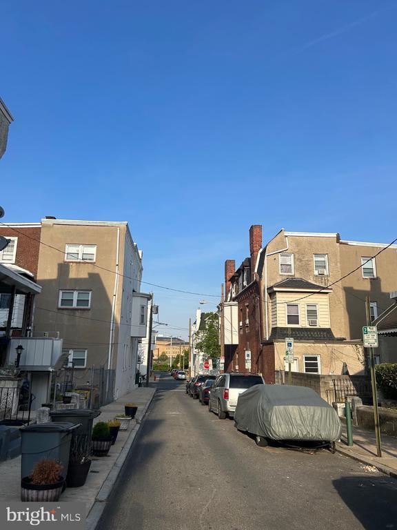 Primary Photo - 3124 Haverford Ave