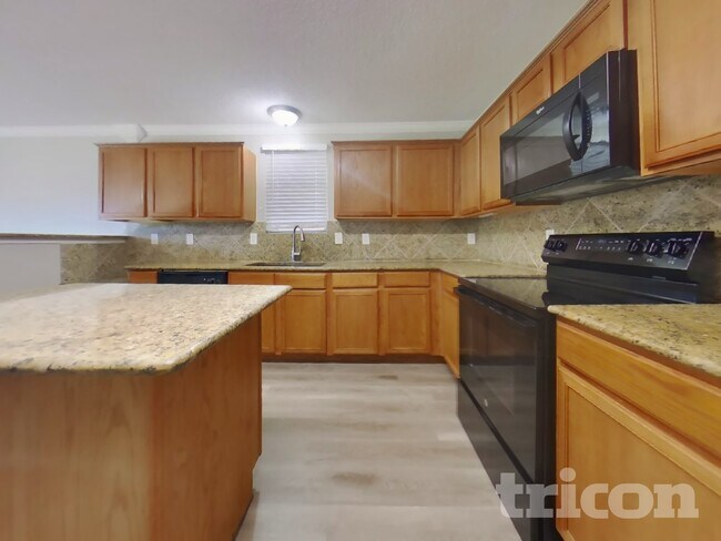 Building Photo - 3608 Clydesdale Dr