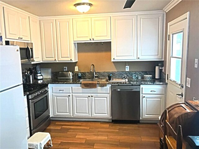 Foto del edificio - 20011 Shorewood Cir