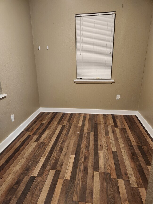 Foto del edificio - 4111 Brown St
