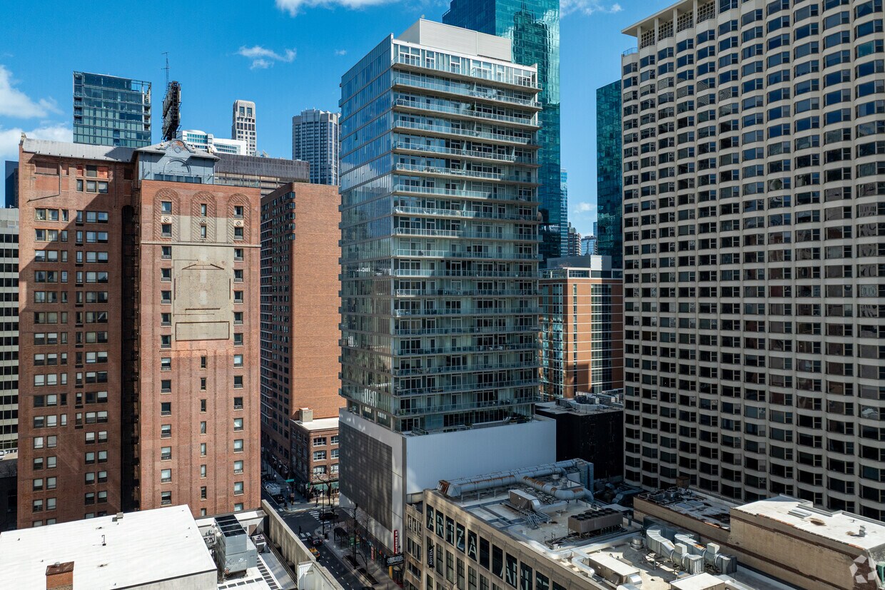 Primary - 550 N Saint Clair St