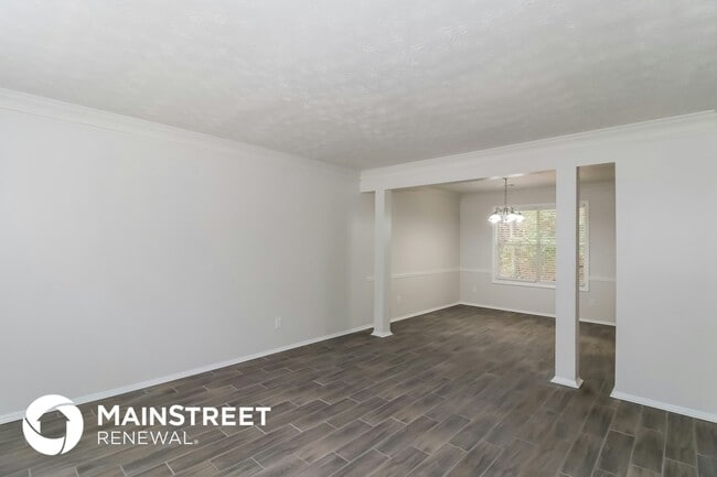 Building Photo - 2450 Northmill Ln