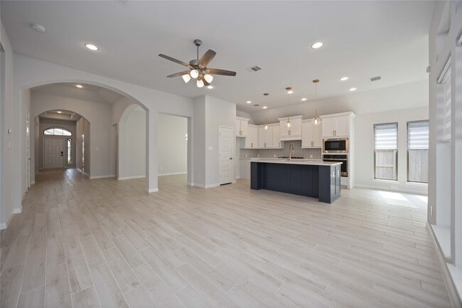 Building Photo - 4248 Arbor Crest Ln