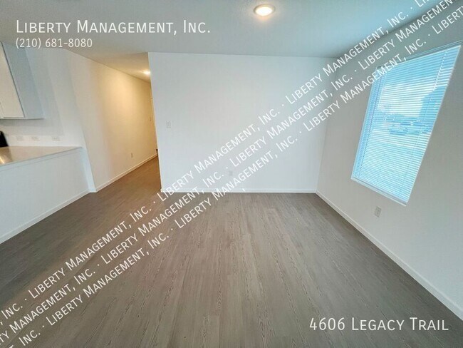 Foto del edificio - 4606 Legacy Trl