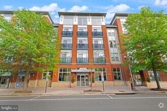 Building Photo - 1800 Wilson Blvd