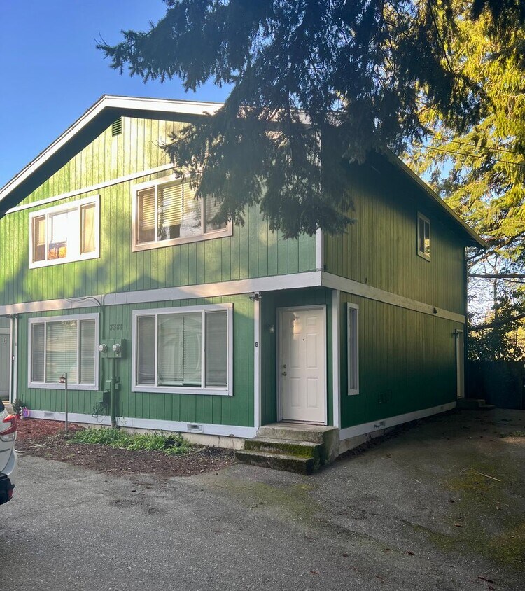 3381 Arsenal Way Unit B, Bremerton, WA 98312 Room for Rent in Bremerton, WA