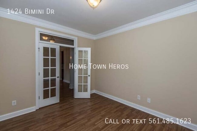 Building Photo - 1424 Bimini Dr