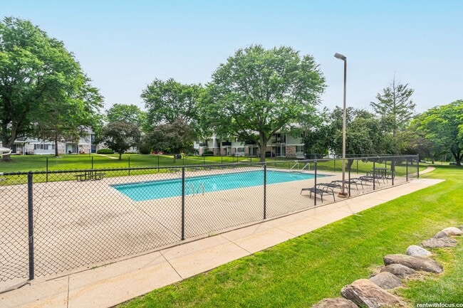 Interior Photo - Canopy Collection - Canopy Ridge