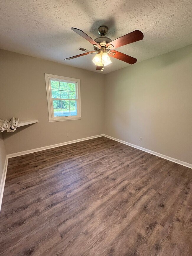Foto del edificio - Spacious 3-Bedroom Ranch Home in Thomasville