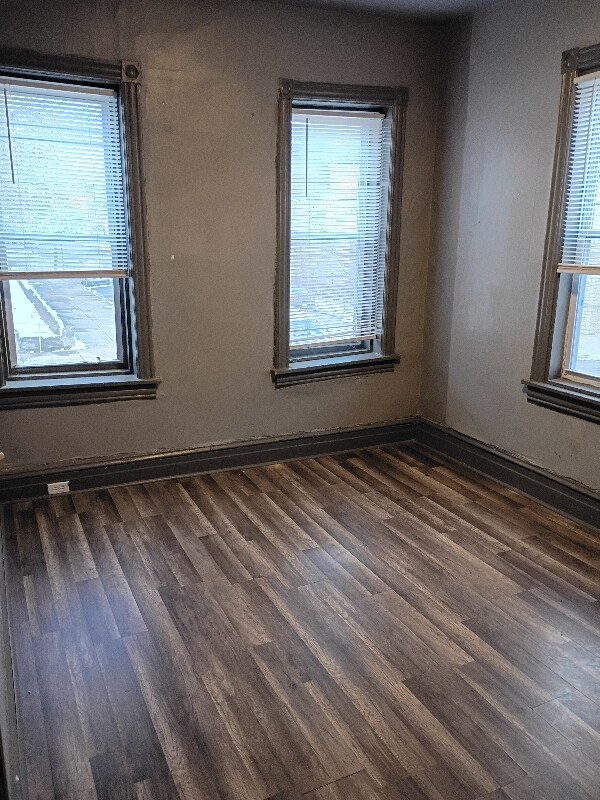 Foto del edificio - 734 Lehman St